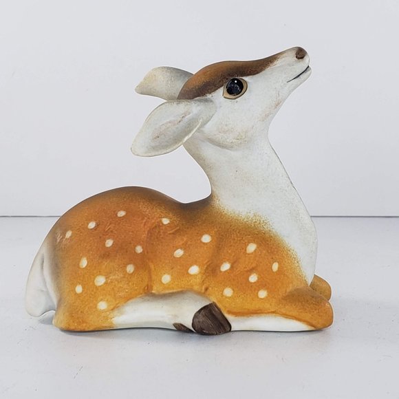 Vintage Fawn Baby Deer Figurine Taiwan - Picture 1 of 9